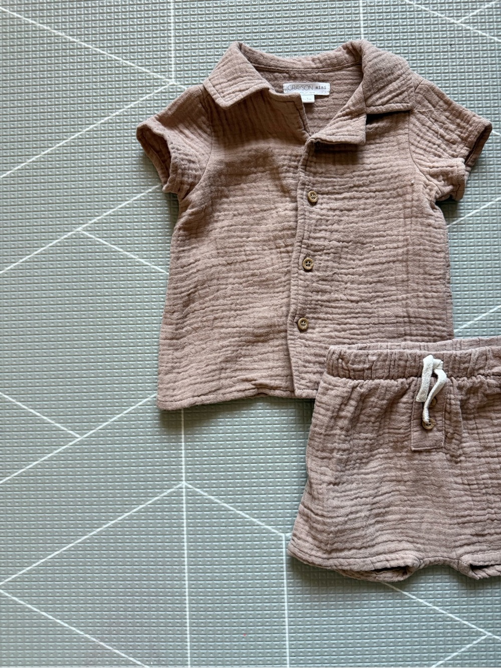 Grayson Mini|Baby boy Two-Piece Gauze Button Shirt & Shorts matching Set in tan•